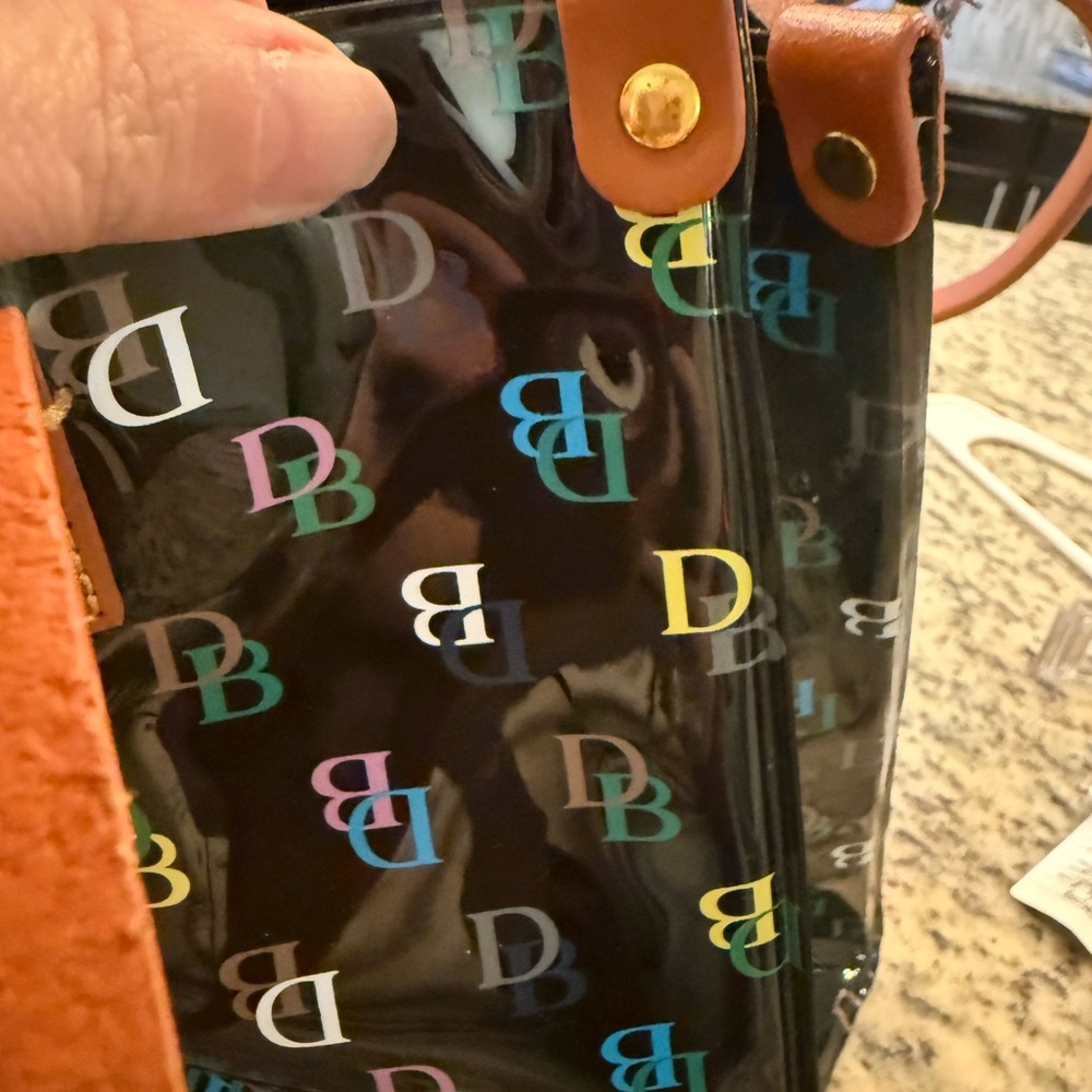 VTG Dooney & Bourke Black Tote with Multicolor Logo and leather strap - Picture 9 of 12